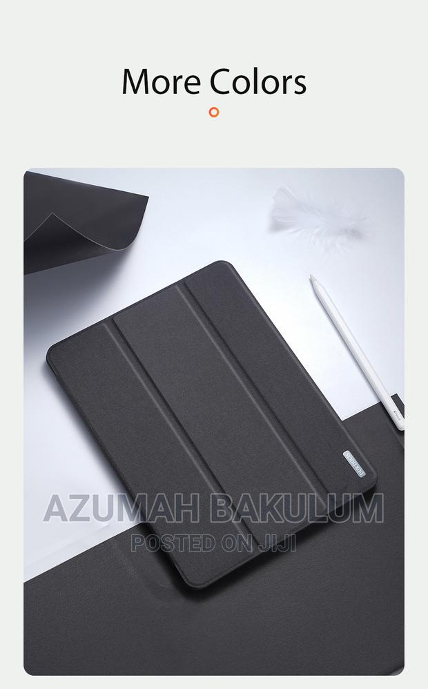 iPad Pro 12.9 (2020) Dux Ducis Domo Series Cover · Photo 1
