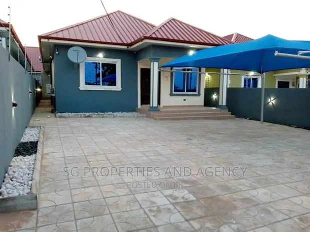 Furnished 3bdrm House in Spintex for rent · Photo 1