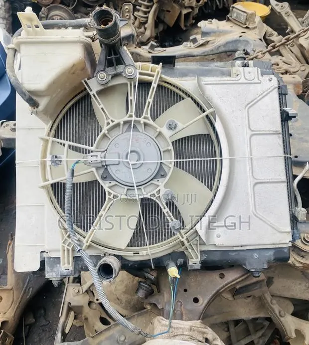 Toyota Vitz and Yaris Water Tank · Photo 1