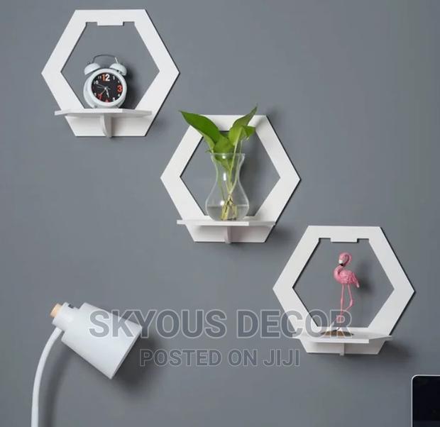Wall Shelves · Photo 1