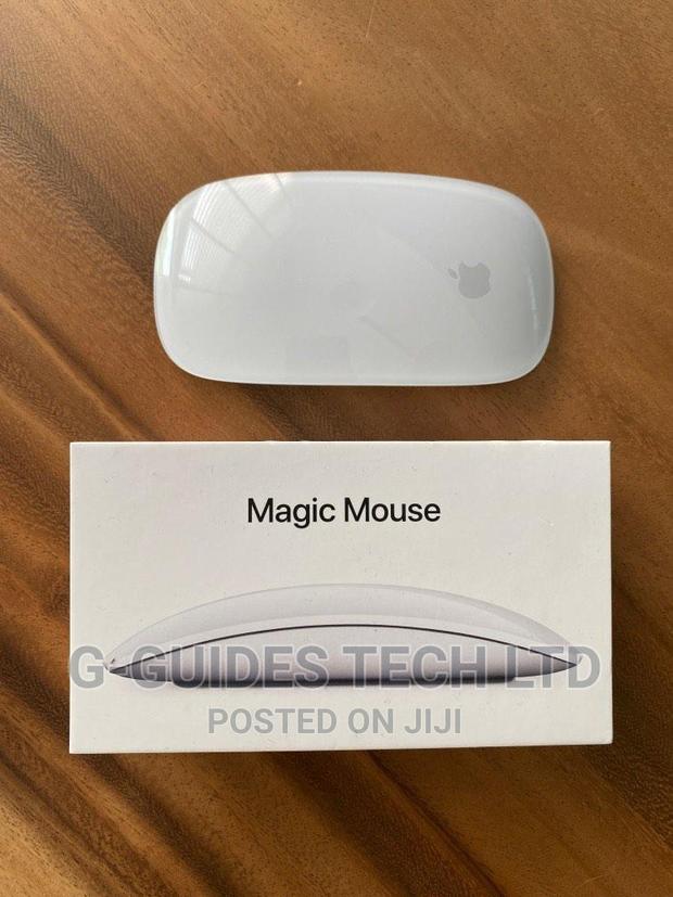 Apple Magic Mouse 2 (MLA02LL/A) · Photo 6