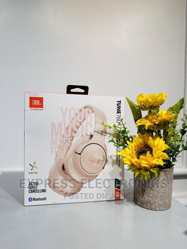 High Performance JBL Tune 760 · Photo 1