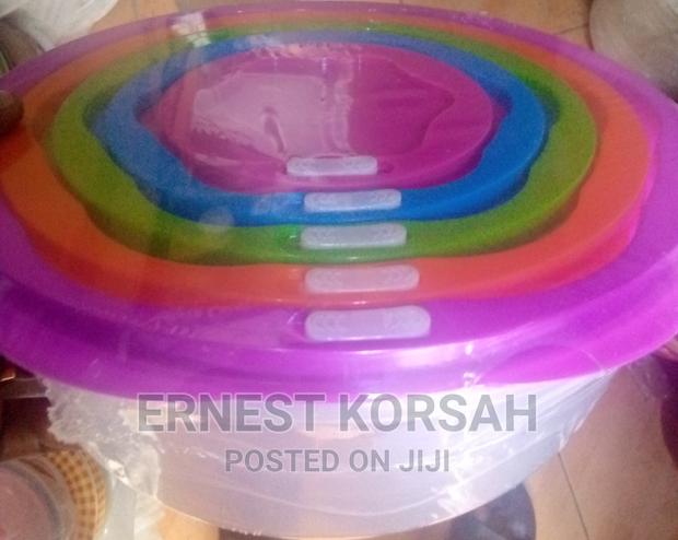 5 Set Storage Containers · Photo 1