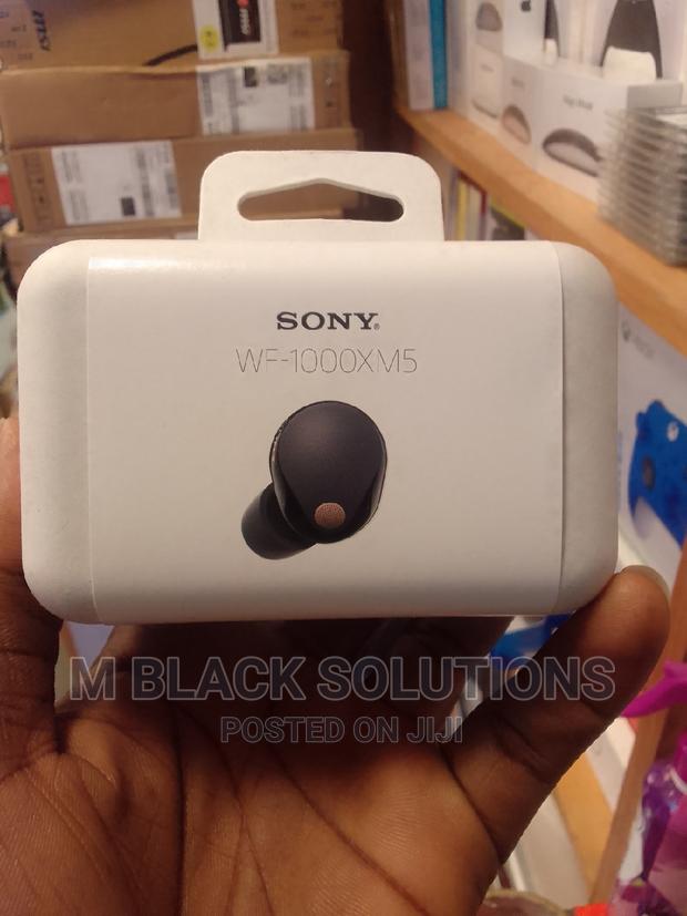 Sony Wf-1000xm5 Noise-Canceling True Wireless in-Ear · Photo 3