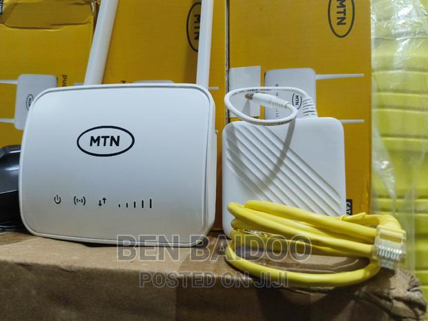 Universal ZLT S20 Router (All Networks) · Photo 1