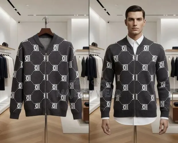 Unisex Causal Sweater · Photo 1