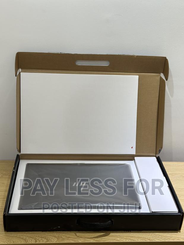 New Laptop HP 15 8GB AMD Ryzen 5 SSD 256GB · Photo 3