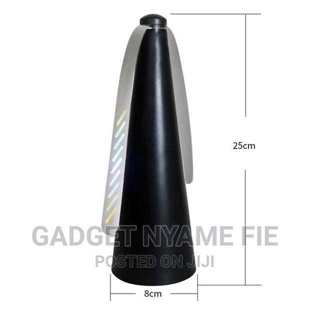 Fly Repeller Pest Control Fan Fly Bugs Repellent Protector · Photo 1