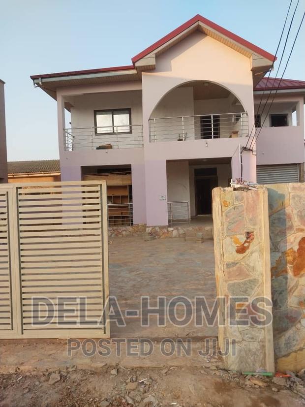 Three Bedroom HSE for Rent at Ashaley Botwe. · Photo 1