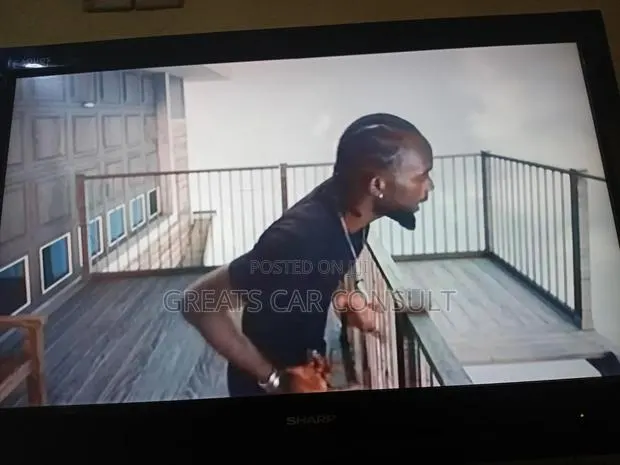 Sharp TV 32 Inches · Photo 1