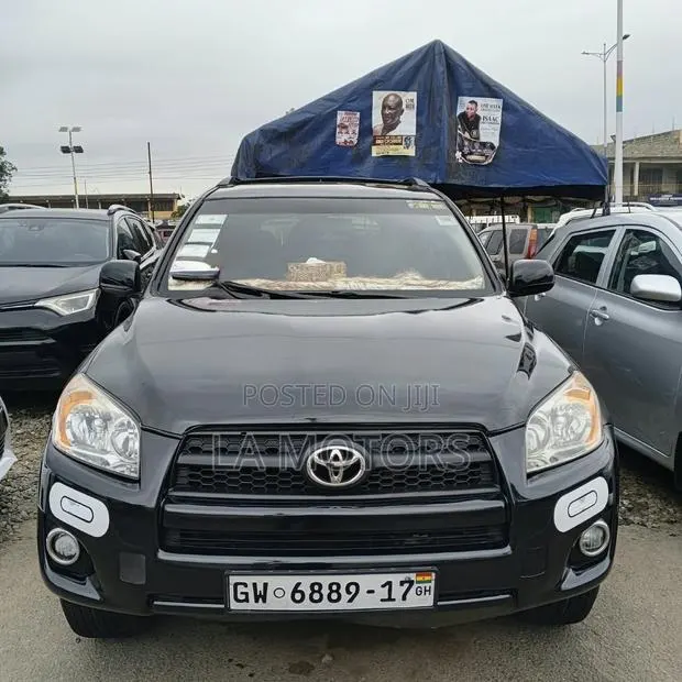 Toyota RAV4 2012 Black · Photo 1