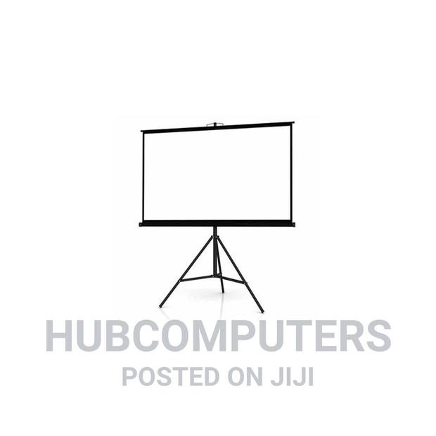 Projector Screen 200cm X 200cm Tripod · Photo 1