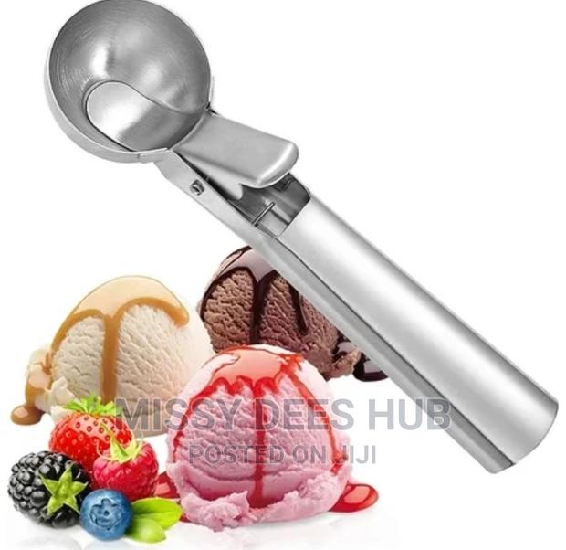 Ice Cream Scoop With Front Trigger-release · Photo 3