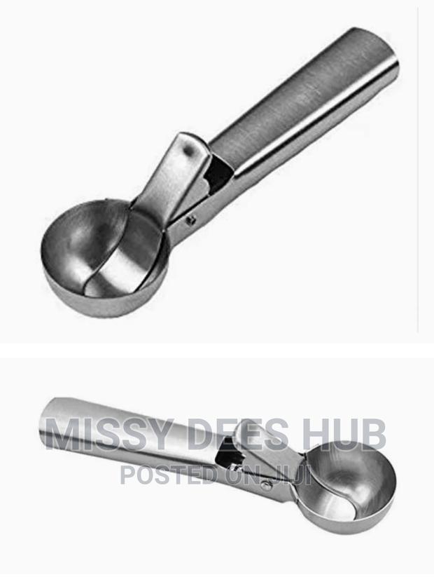 Ice Cream Scoop With Front Trigger-release · Photo 5