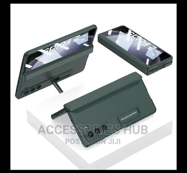 Z Fold 5 Cases With Screen Protector and Hinge Protection · Photo 1