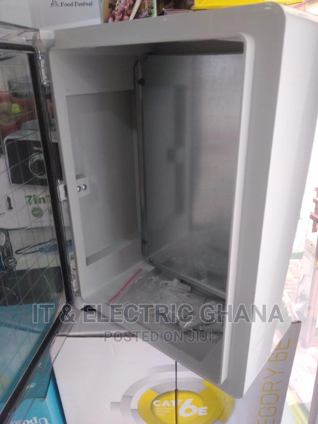 Waterproof Junction Box · Photo 4