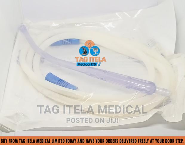 Suction Tube With Yankauer · Photo 1