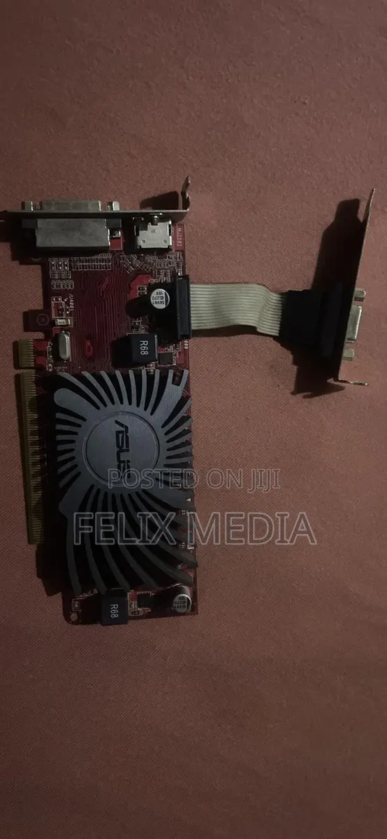 ASUS Amd Radeon R5 230 · Photo 1