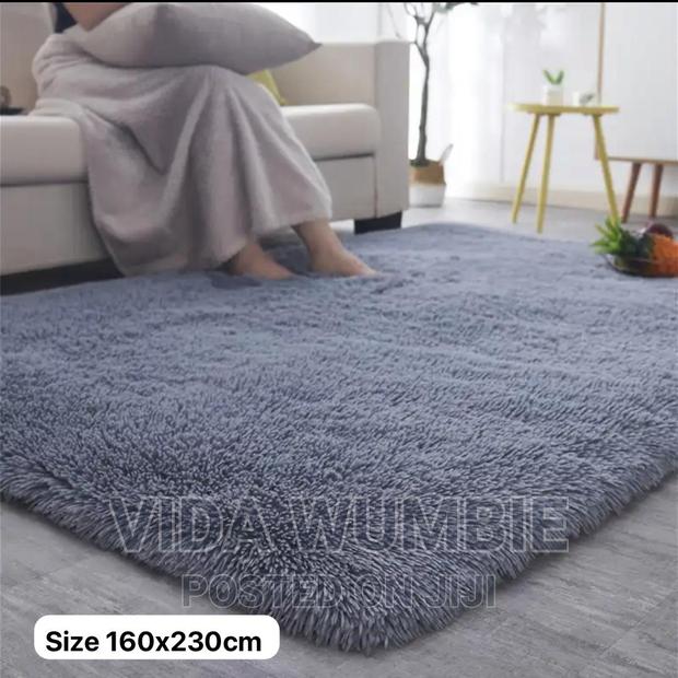 Quality Fluffy Carpet (160/230cm)