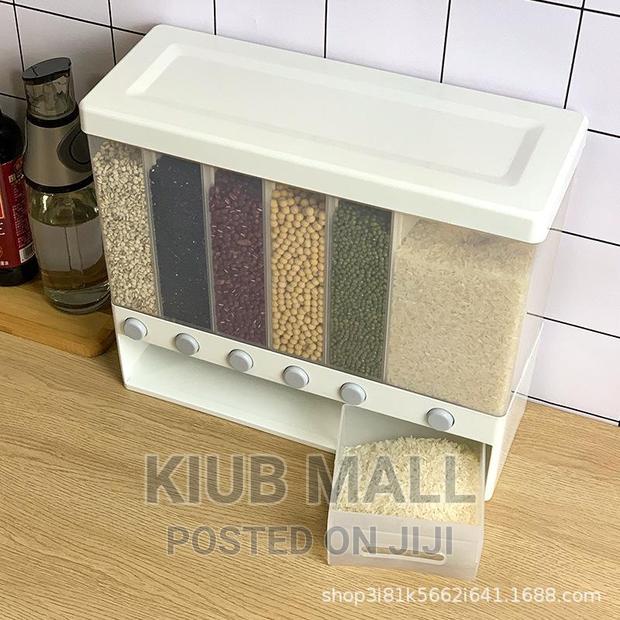 Grain Dispenser · Photo 2