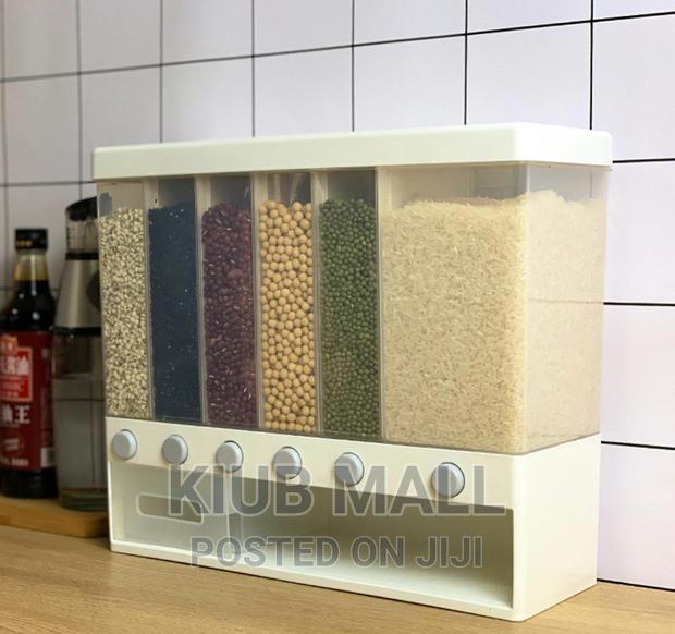 Grain Dispenser · Photo 3