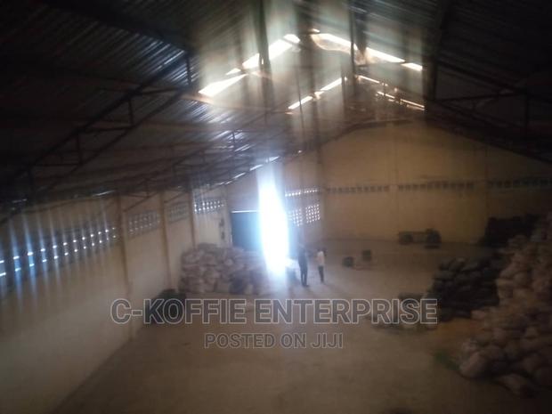 700 SQM Warehouse at Achimota for Rent · Photo 3