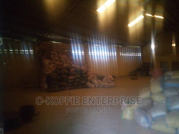 700 SQM Warehouse at Achimota for Rent · Photo 4