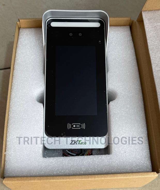 ZKTECO Speedface M4-Id Access Control · Photo 1