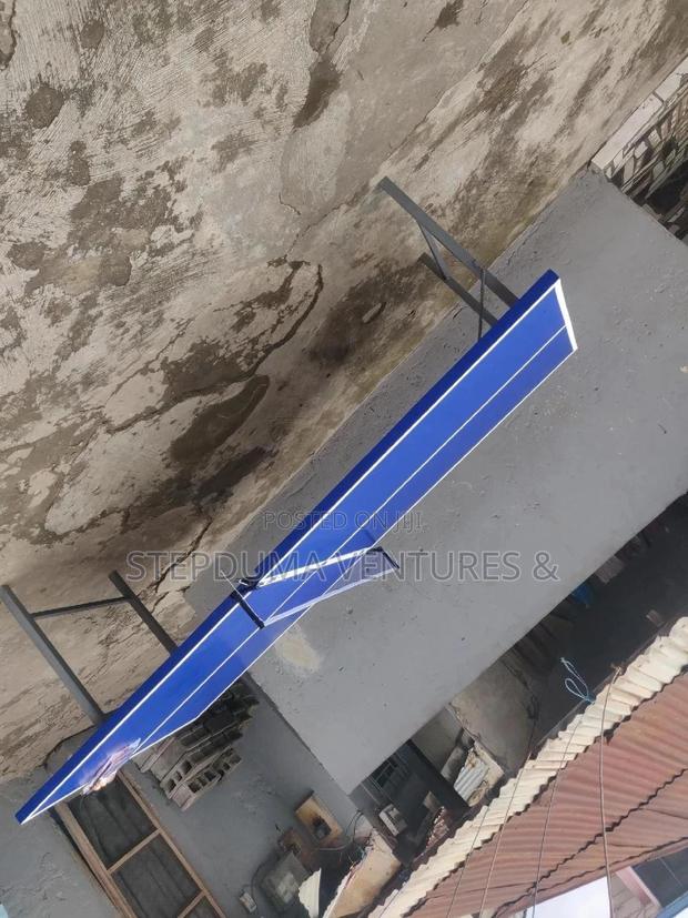 Table Tennis Board With Adjustable Metal Legs · Photo 3