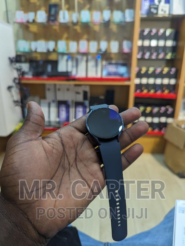 Samsung Watch6 Available · Photo 7