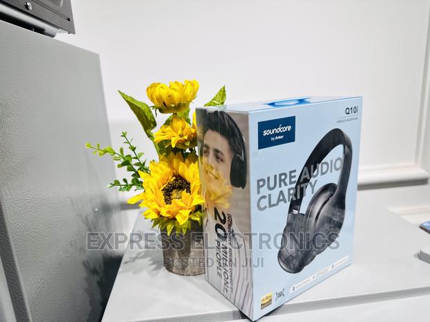 Sound Core Q10i Headphones · Photo 1