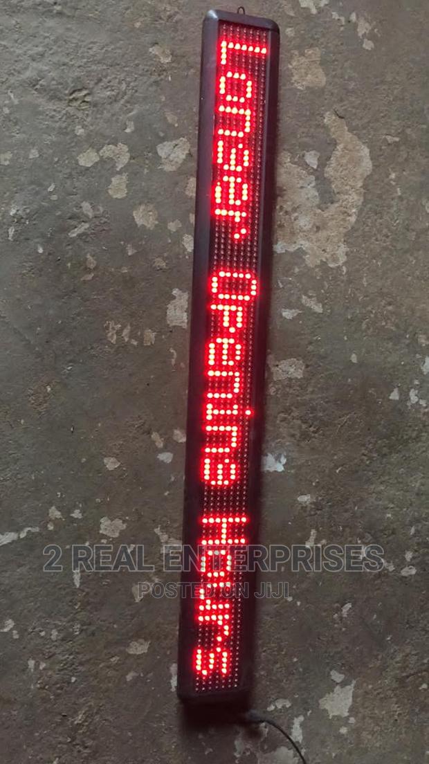 LED Moving Sign With Writings · Photo 1