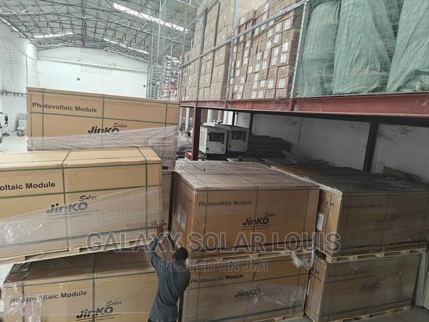 475w Jinko Solar Panel · Photo 1