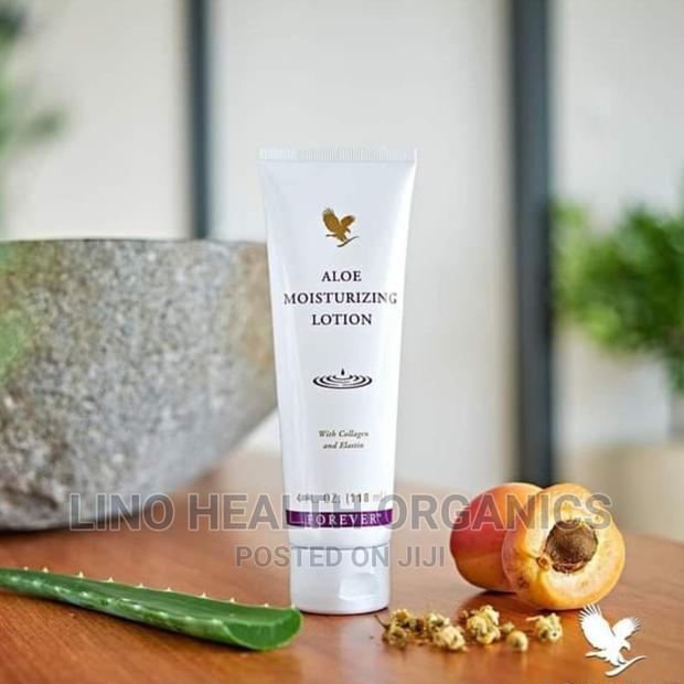 Aloe Moisturizing Lotion · Photo 1
