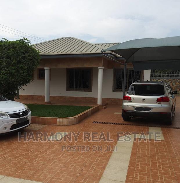 5bdrm House in East Legon for sale · Photo 4