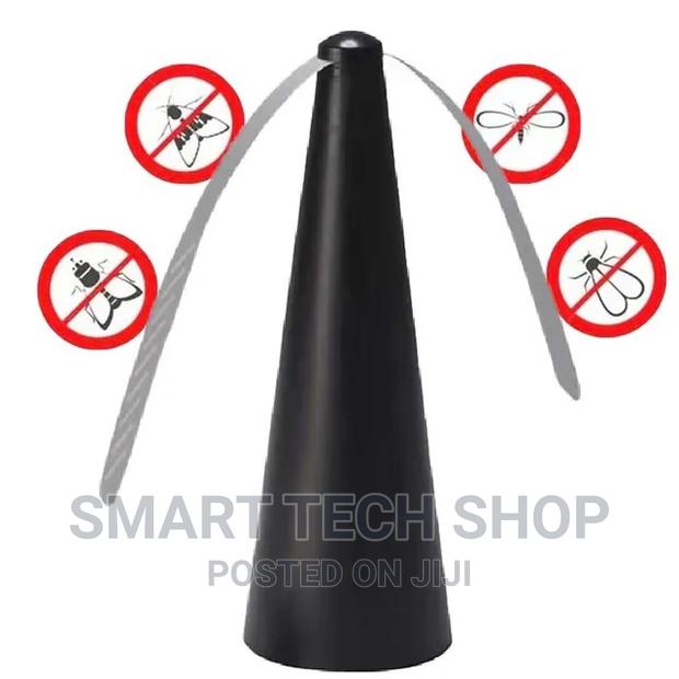 Battery Operated Tabletop Fly Fan the Fly Repellent Fan · Photo 5