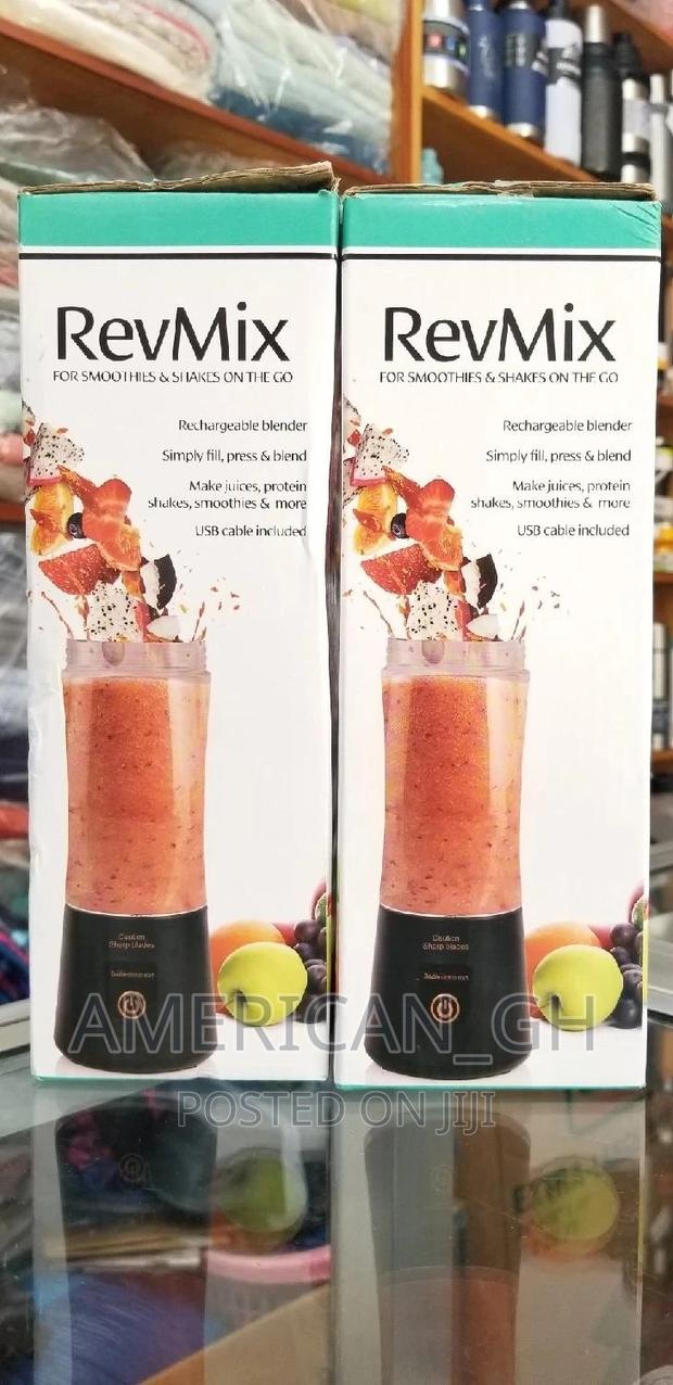 Revmix Portable Rechargeable Blender · Photo 3