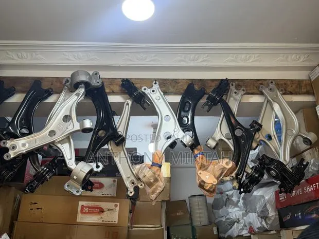 Control Arms / Lower Arm for All Honda Cars · Photo 1