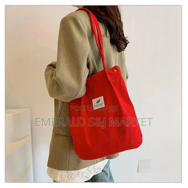 Tote Bags for Students and All Occasions · Photo 1