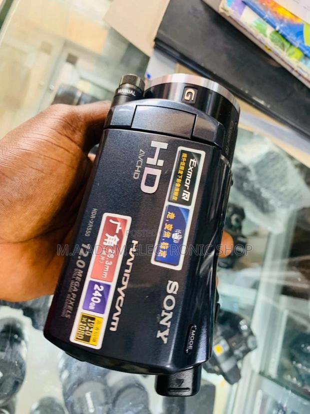 Purchase Original Sony Handycam Camcorder(HDR-Xr550)240gb HD · Photo 1