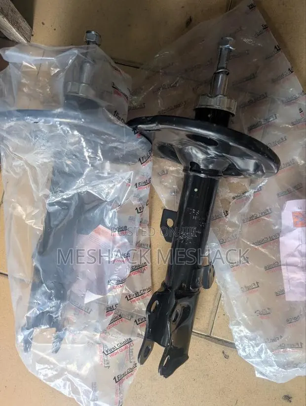 Toyota Voxy Front Shock Absorber · Photo 1