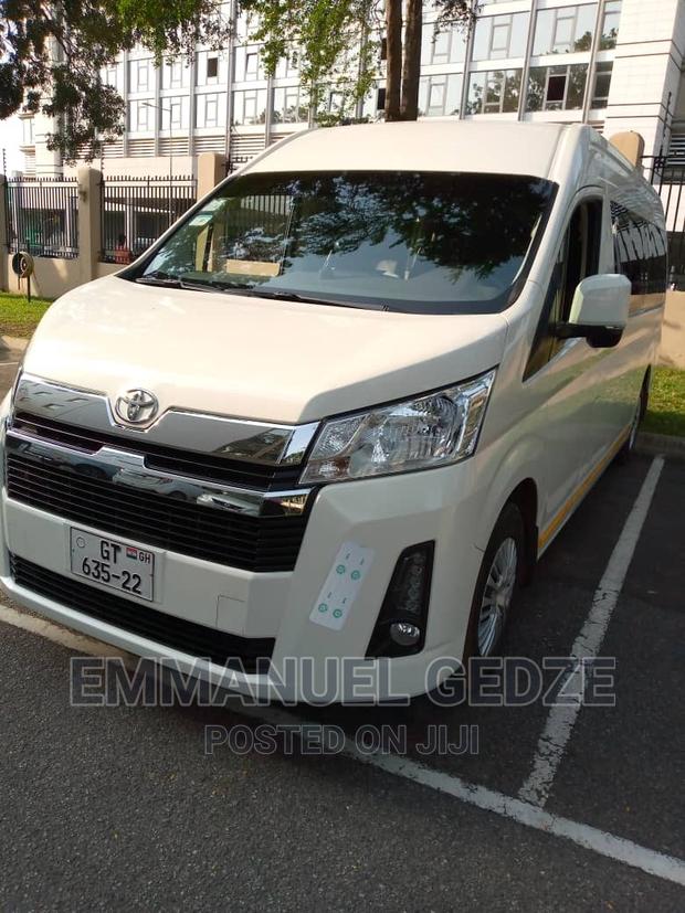 Mini Buses for Rent · Photo 2
