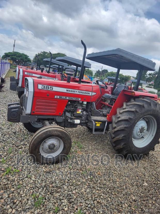 2023 Massey Ferguson 385 · Photo 3