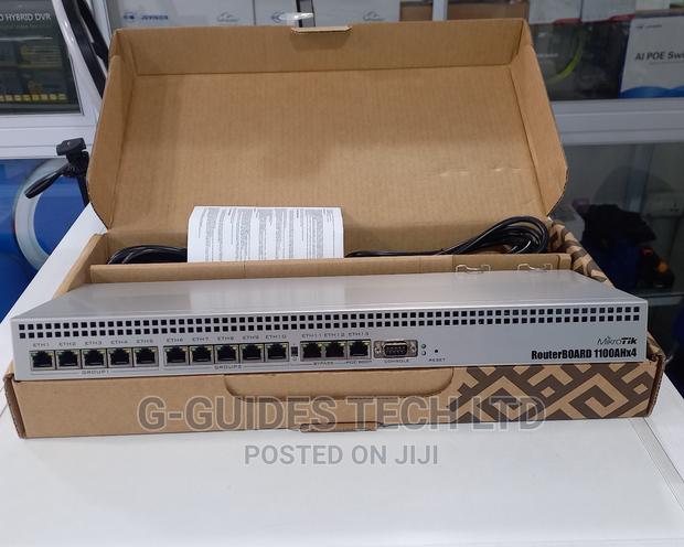 Mikortik Rb1100ahx4 1u Rackmount Router · Photo 1