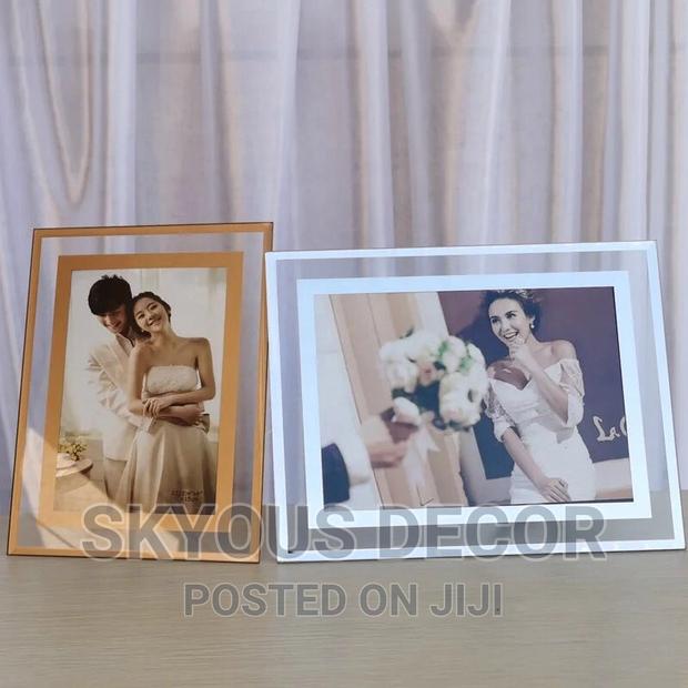 Crystal Wall Frame · Photo 1