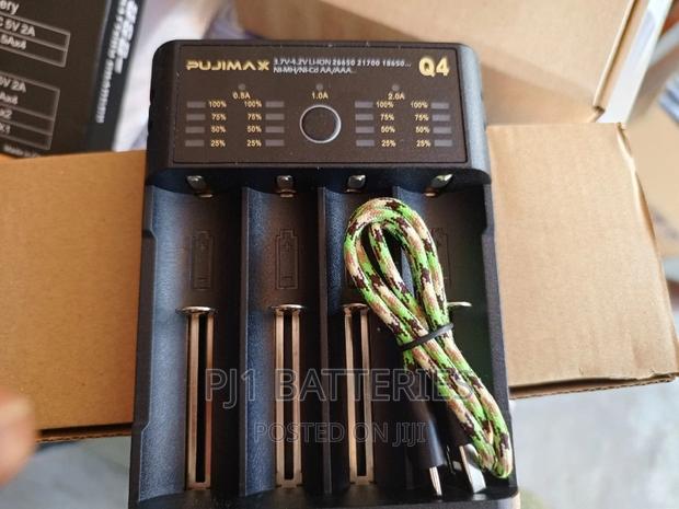 18650 Lithium Digital Charger 3.7volt · Photo 3