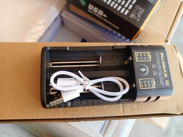 18650 Lithium 2 Slot Charger 3.7v · Photo 1