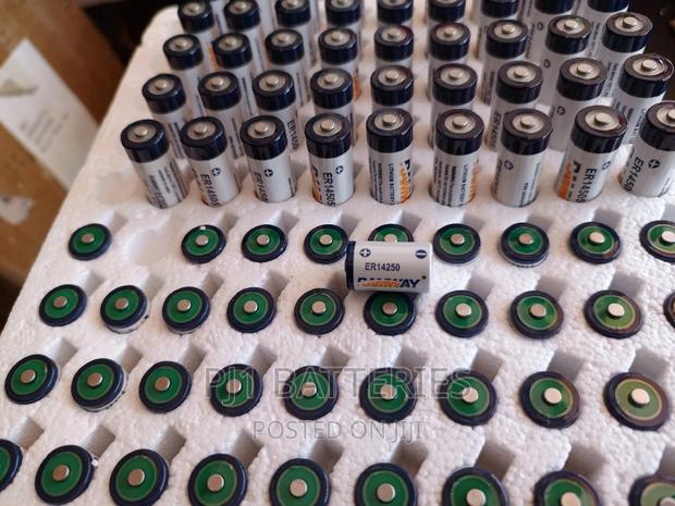 E 14250 Lithium Battery · Photo 1