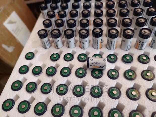 E 14250 Lithium Battery · Photo 2