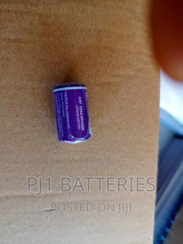 Cr 1/2 AA 3.6 Volt Lithium Battery · Photo 3